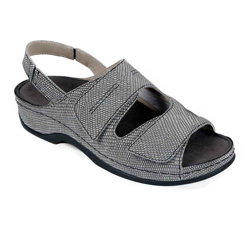 Сандали Luomma повседневные женские LM-501.01.020 белый/рептилия