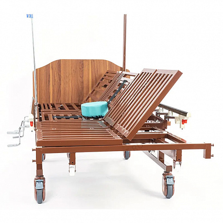 Кровать медицинская функциональная механическая Мet с туалетным устройством Remeks (ручки управления слева). Изображение 11 из 11